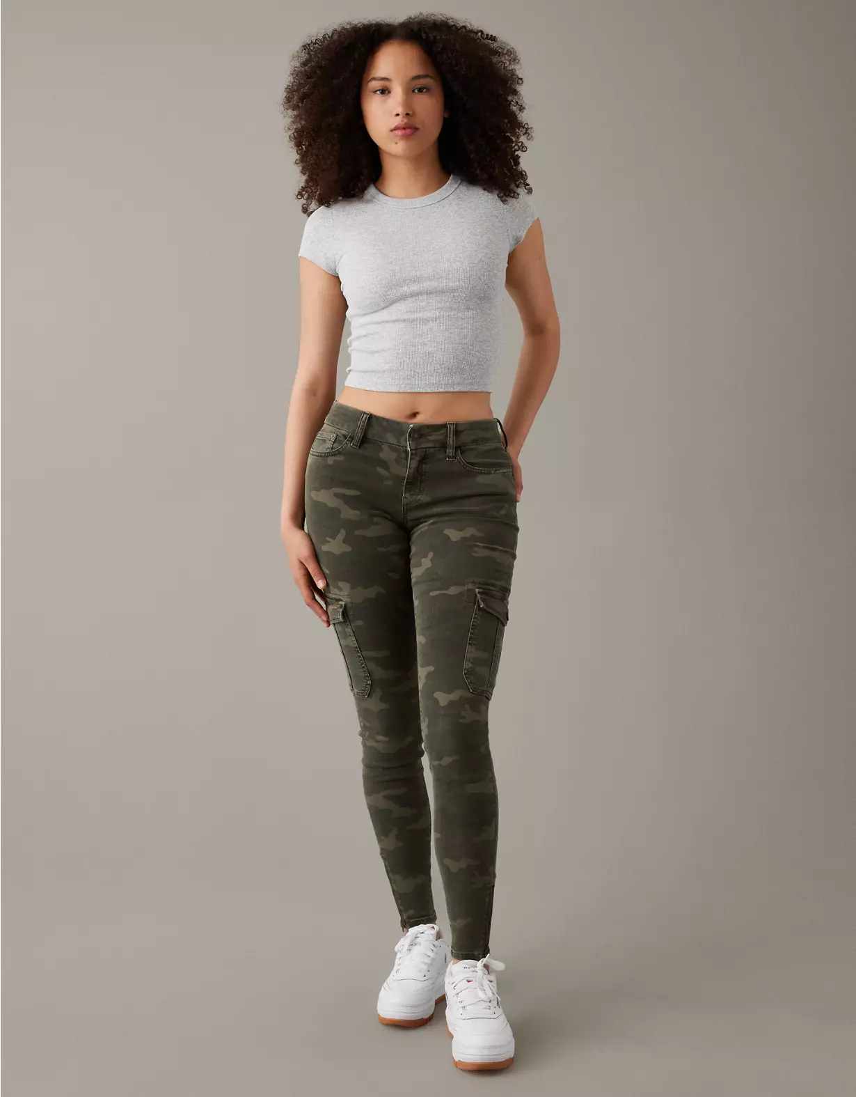 AE Next Level Curvy High-Waisted Cargo Jegging 3 AE Next Level Curvy High-Waisted Cargo Jegging