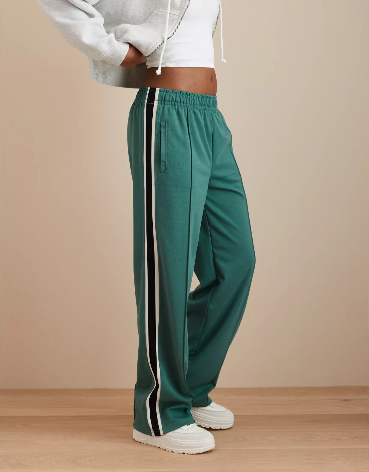 AE Track Pant 3 AE Track Pant