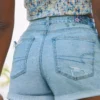 AE Stretch Curvy Denim Mom Shorts -American Eagle Online Shop 0337 7378 915 l1