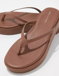 AE Platform Thong Sandal 7 AE Platform Thong Sandal -American Eagle Online Shop 0417 6213 285 d1