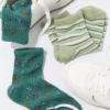 AE Daisy Striped Boyfriend Sock 2-Pack -American Eagle Online Shop 0425 2855 309 l1