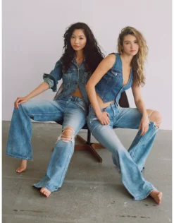 AE Dreamy Drape Ripped Low-Rise Baggy Flare Jean