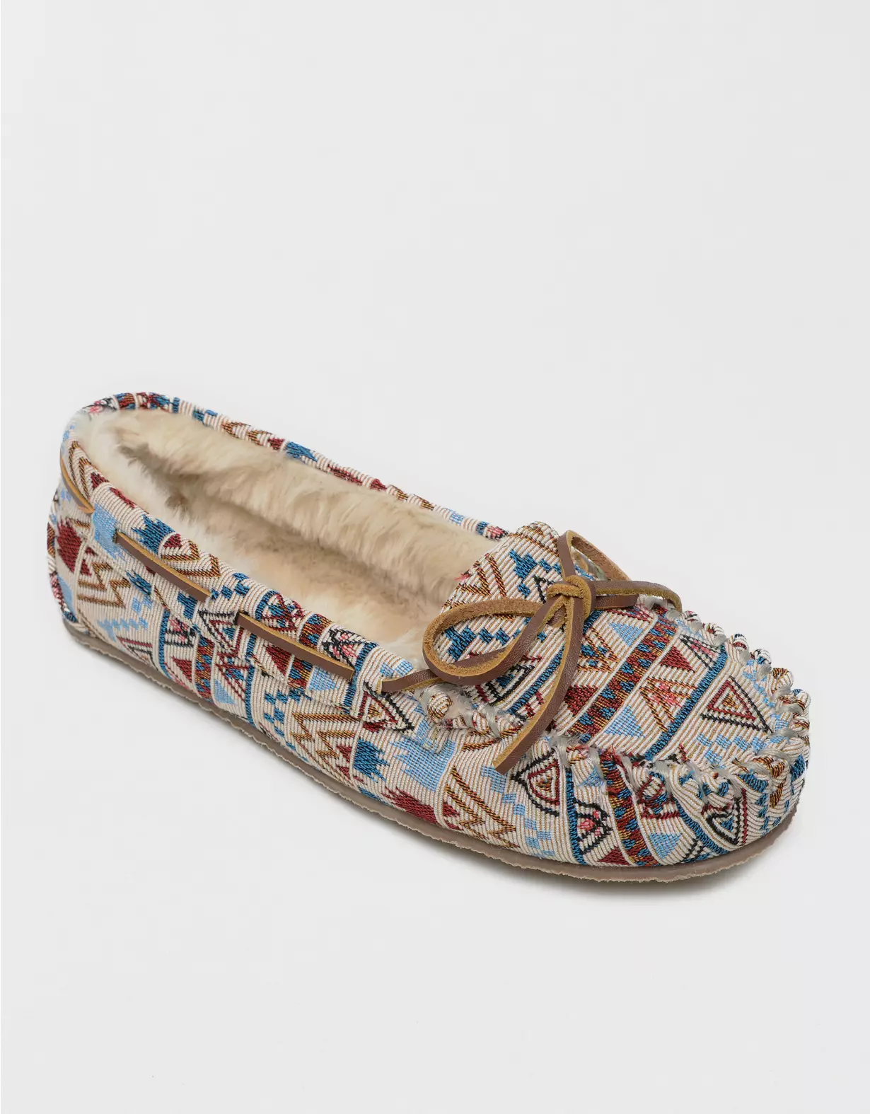 Minnetonka Women's Cally Moccasin 4 Minnetonka Women's Cally Moccasin - Image 2