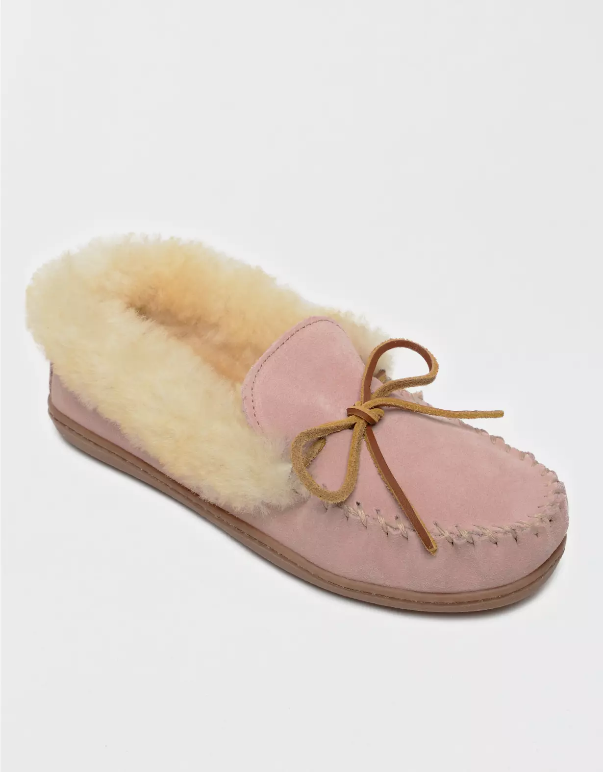 Minnetonka Women's Alpine Sheepskin Moccasin 4 Minnetonka Women's Alpine Sheepskin Moccasin - Image 2