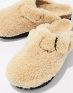 Birkenstock Women's Boston Big Buckle Shearling Clog -American Eagle Online Shop 7410 5960 106 d1