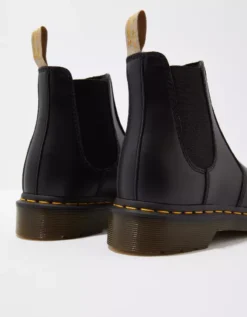 Dr. Martens 2976 Vegan Chelsea Boot -American Eagle Online Shop 7411 4960 001 d1