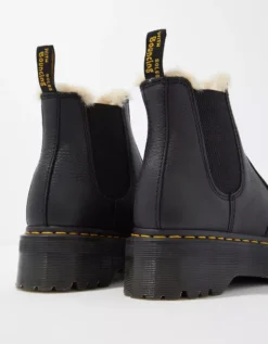 Dr. Martens Women's 2976 Faux Fur-Lined Platform Chelsea Boot 7 Dr. Martens Women's 2976 Faux Fur-Lined Platform Chelsea Boot -American Eagle Online Shop 7411 5887 001 d1