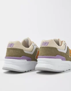 New Balance Women's 997H Sneaker -American Eagle Online Shop 7412 5736 309 d1
