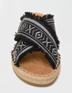 Minnetonka Women's Pepper Sandal -American Eagle Online Shop 7413 1180 001 d1